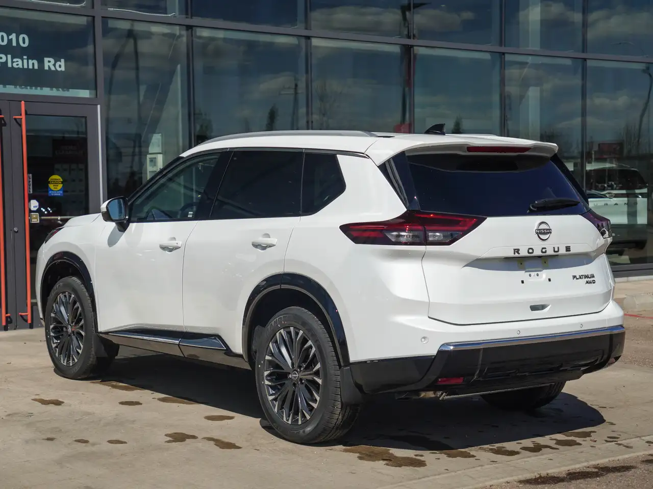 Nissan Rogue снимка Nissan Rogue