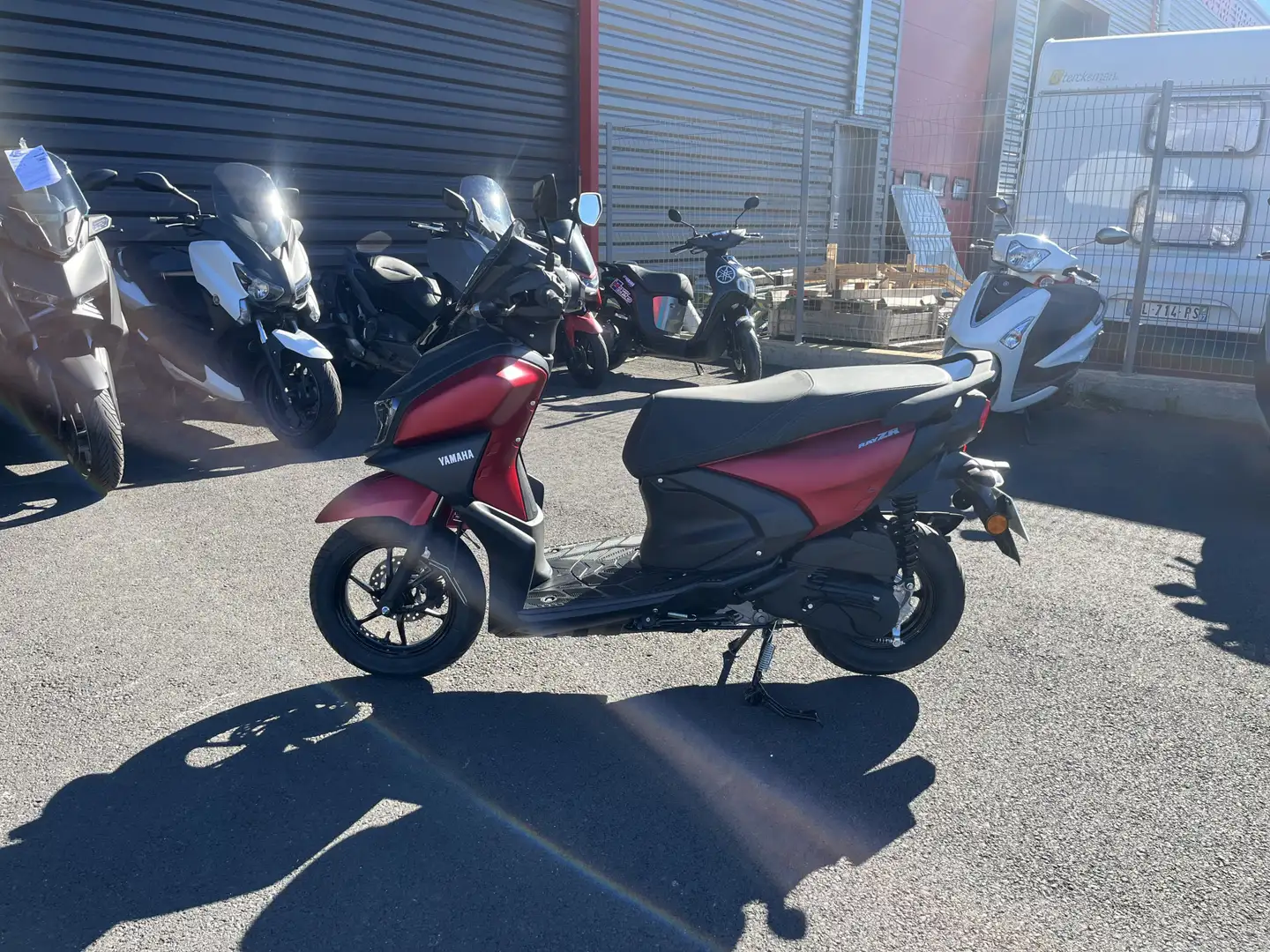Yamaha RayZR Rouge - 1