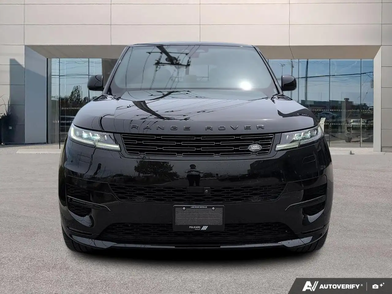 Land Rover Range Rover Sport снимка Land Rover Range Rover Sport