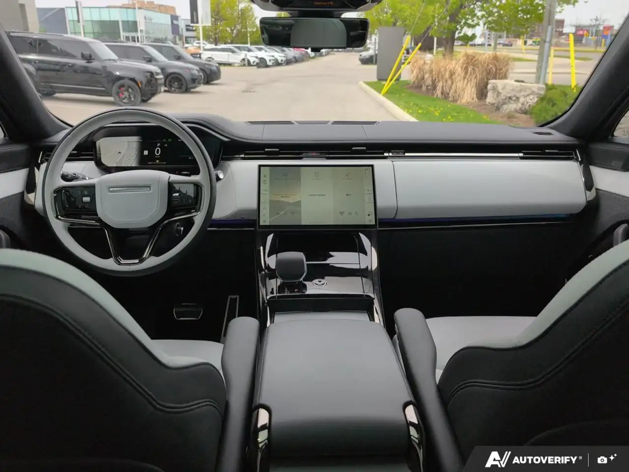 Land Rover Range Rover Sport снимка Land Rover Range Rover Sport
