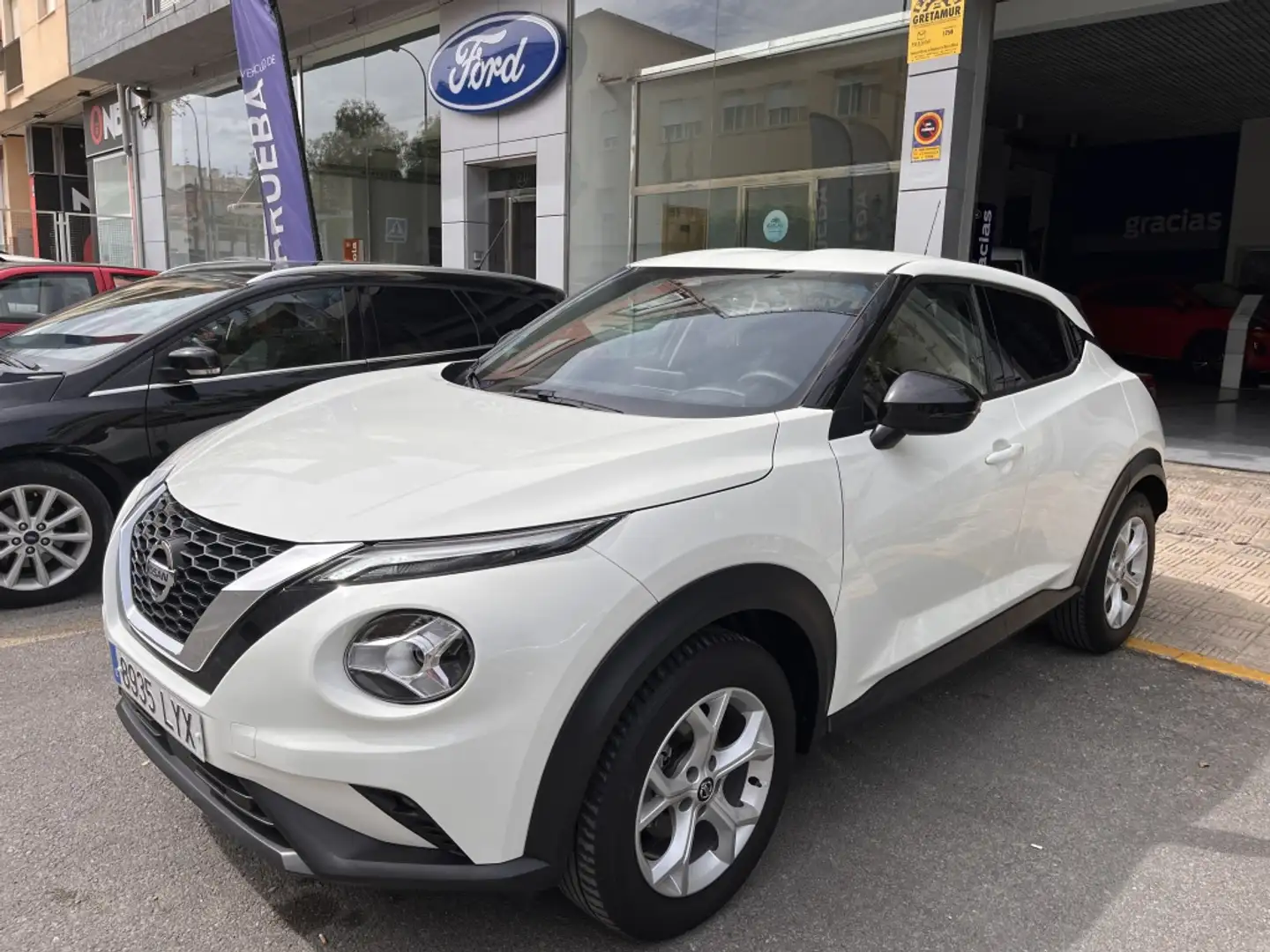 Nissan Juke 1.0 DIG-T Acenta 4x2 114 - 1