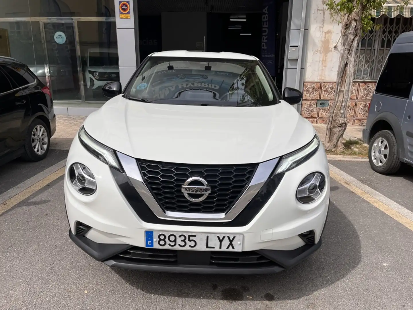 Nissan Juke 1.0 DIG-T Acenta 4x2 114 - 2