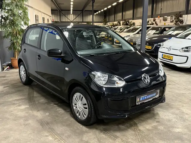 Volkswagen Up! view 4