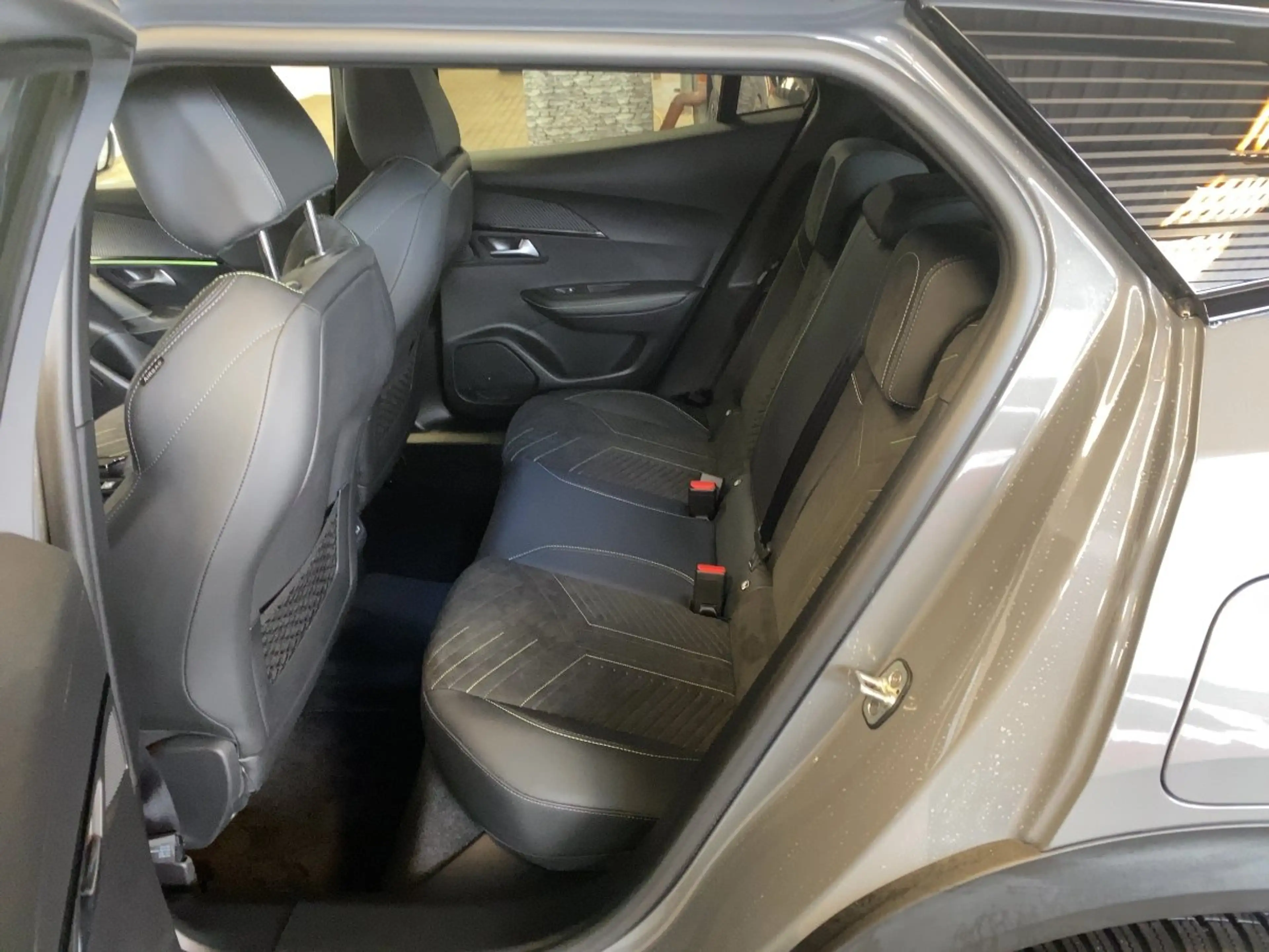 Peugeot 2008 1.2 PureTech 130 GT 360+ACC+AHK+AUT+Alcant. — photo 10