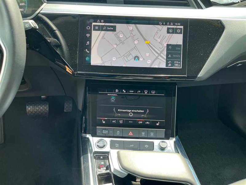 Audi Q8 advanced 55 Quattro 114 kWh — photo 15