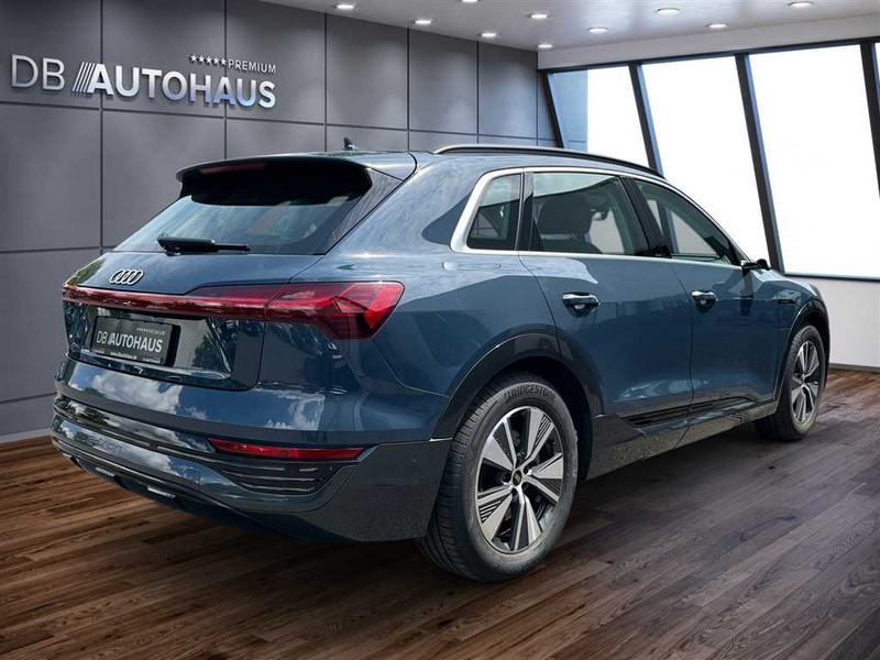 Audi Q8 advanced 55 Quattro 114 kWh — photo 4