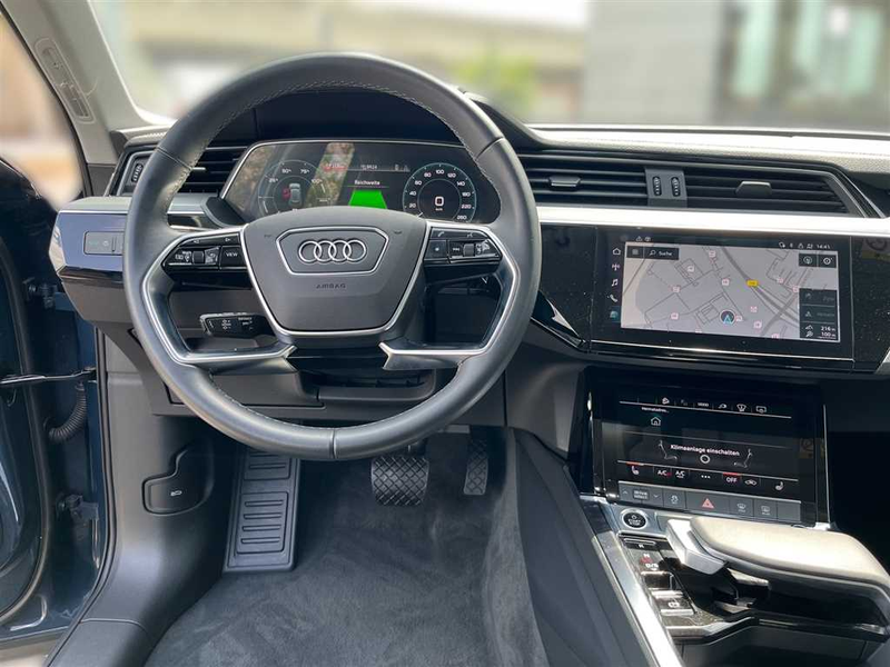 Audi Q8 advanced 55 Quattro 114 kWh — photo 10