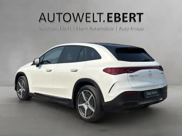 Mercedes-Benz Eqe view 3