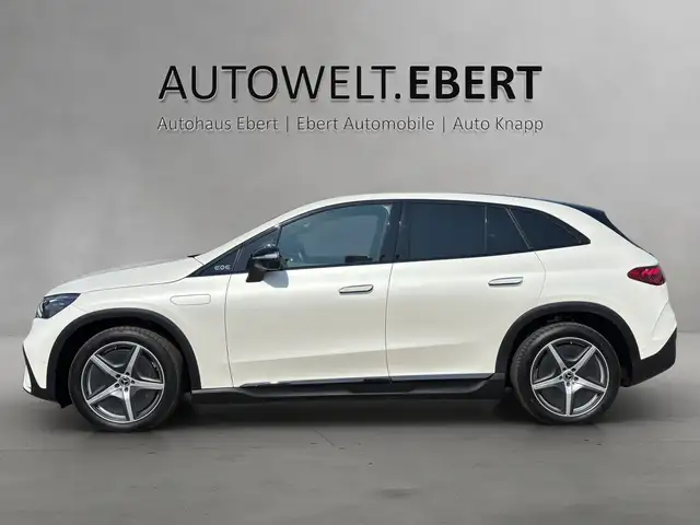 Mercedes-Benz Eqe view 2