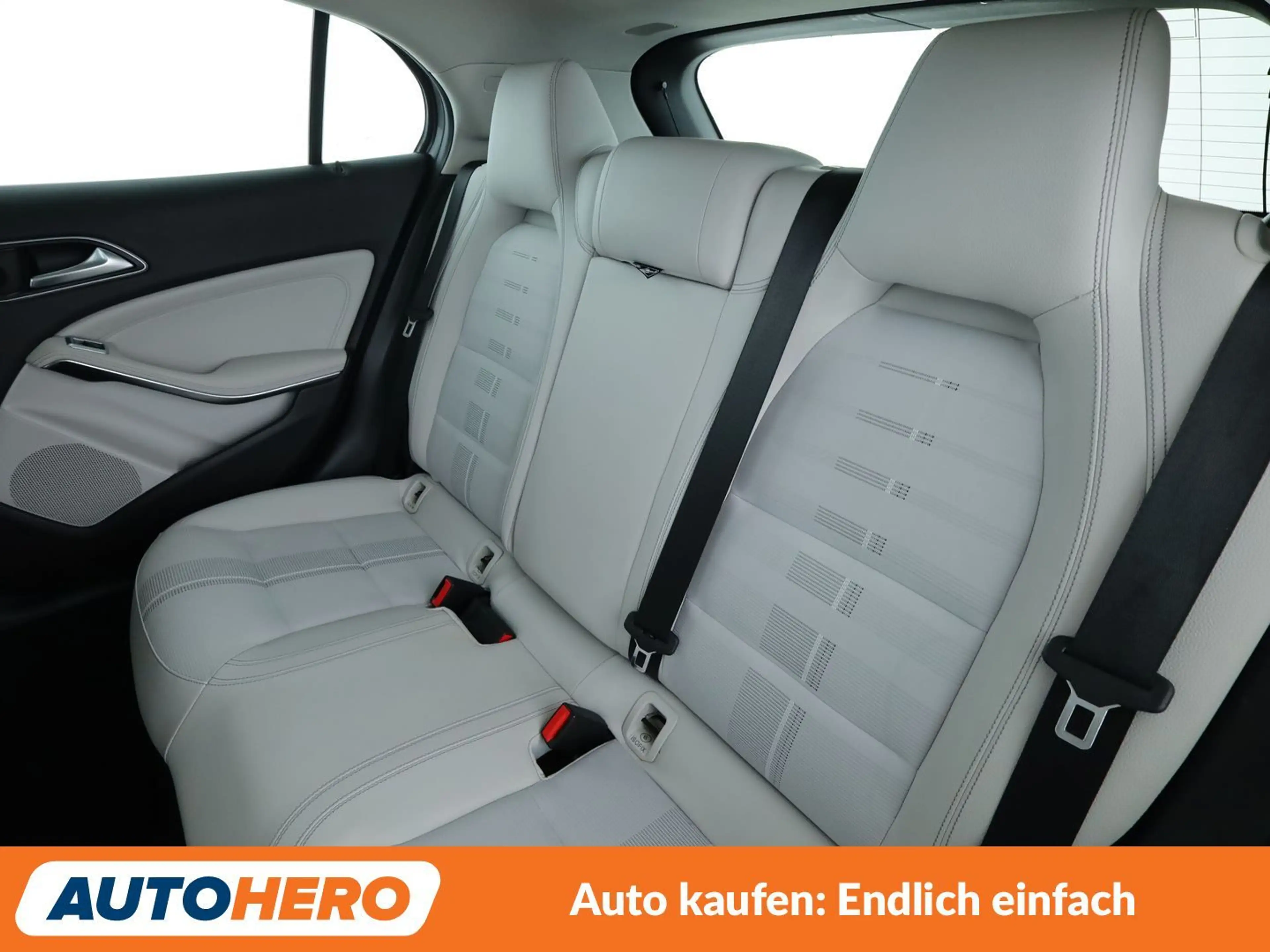 Mercedes-Benz GLA 220 GLA 220 4Matic Urban Aut. *LED*TEMPO*SHZ* — photo 14