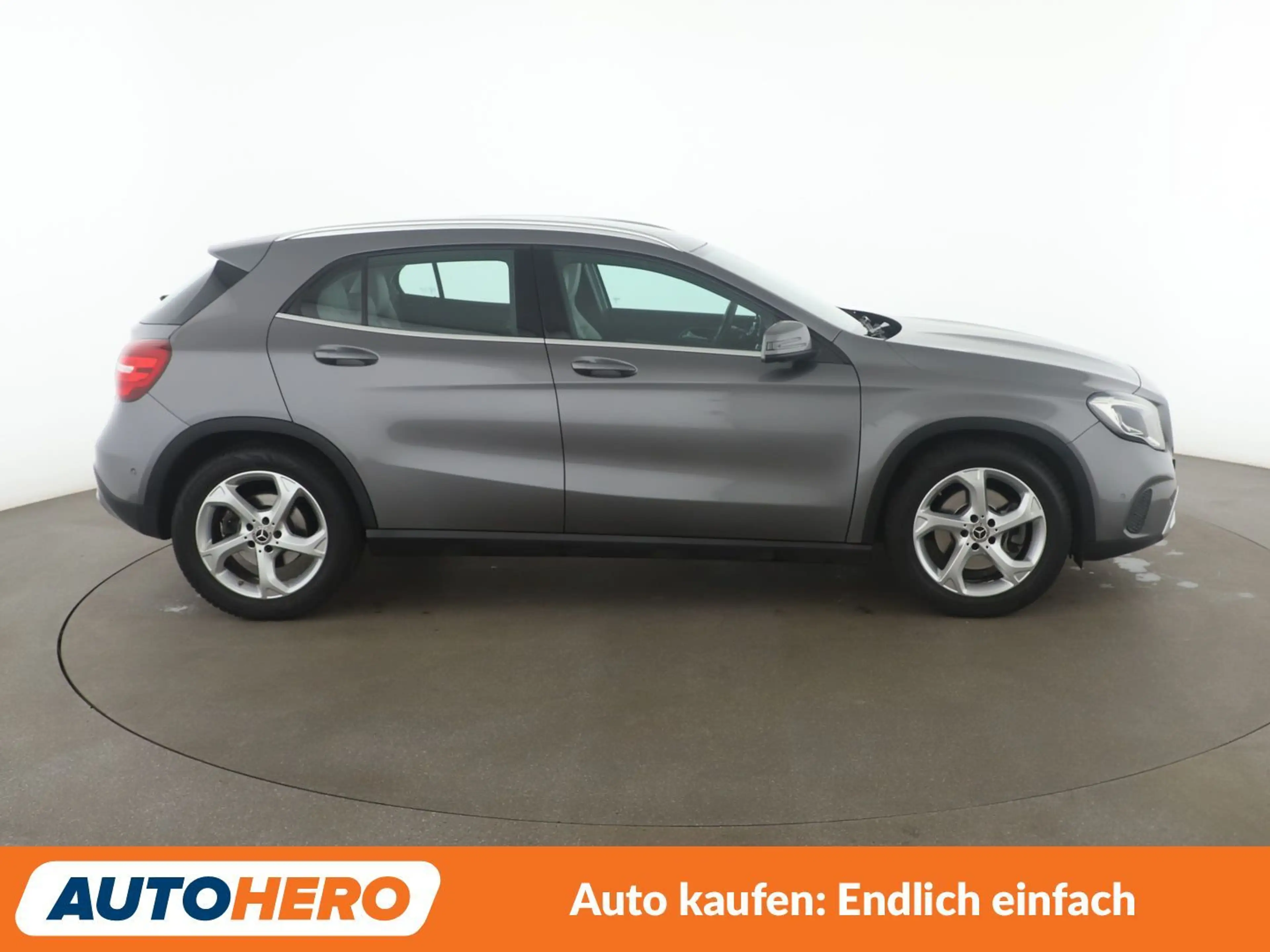 Mercedes-Benz GLA 220 GLA 220 4Matic Urban Aut. *LED*TEMPO*SHZ* — photo 7