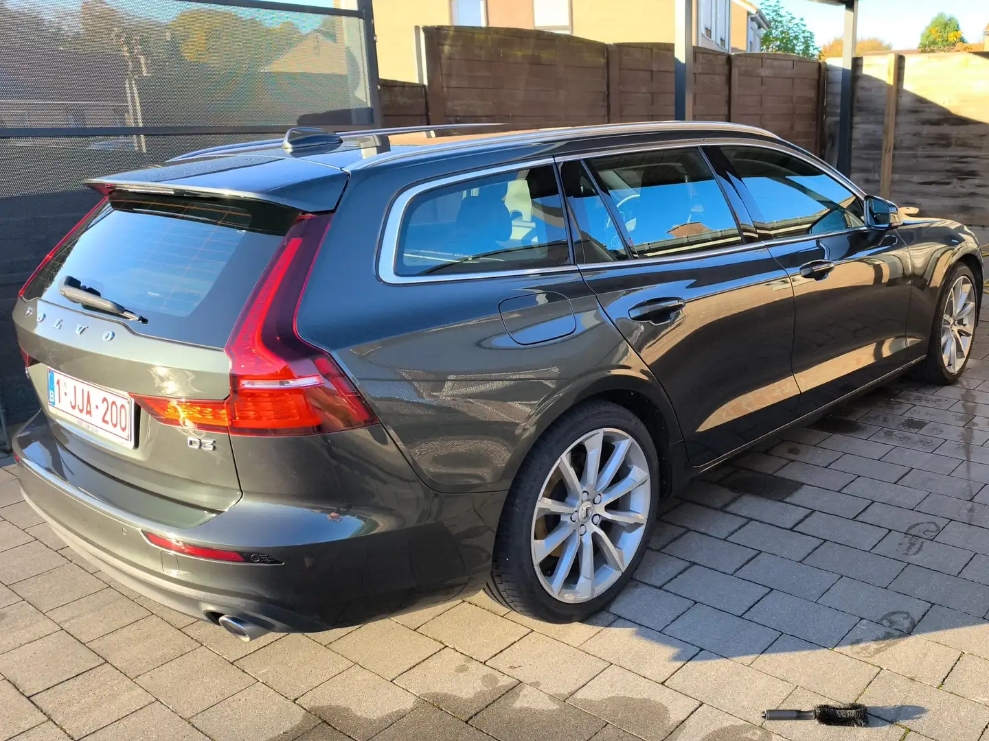 Volvo V60 V60 D3 GeartronicMomentum Pro Vert - 1