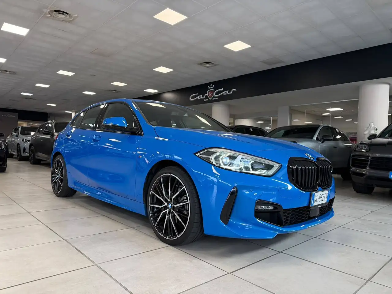 BMW 118