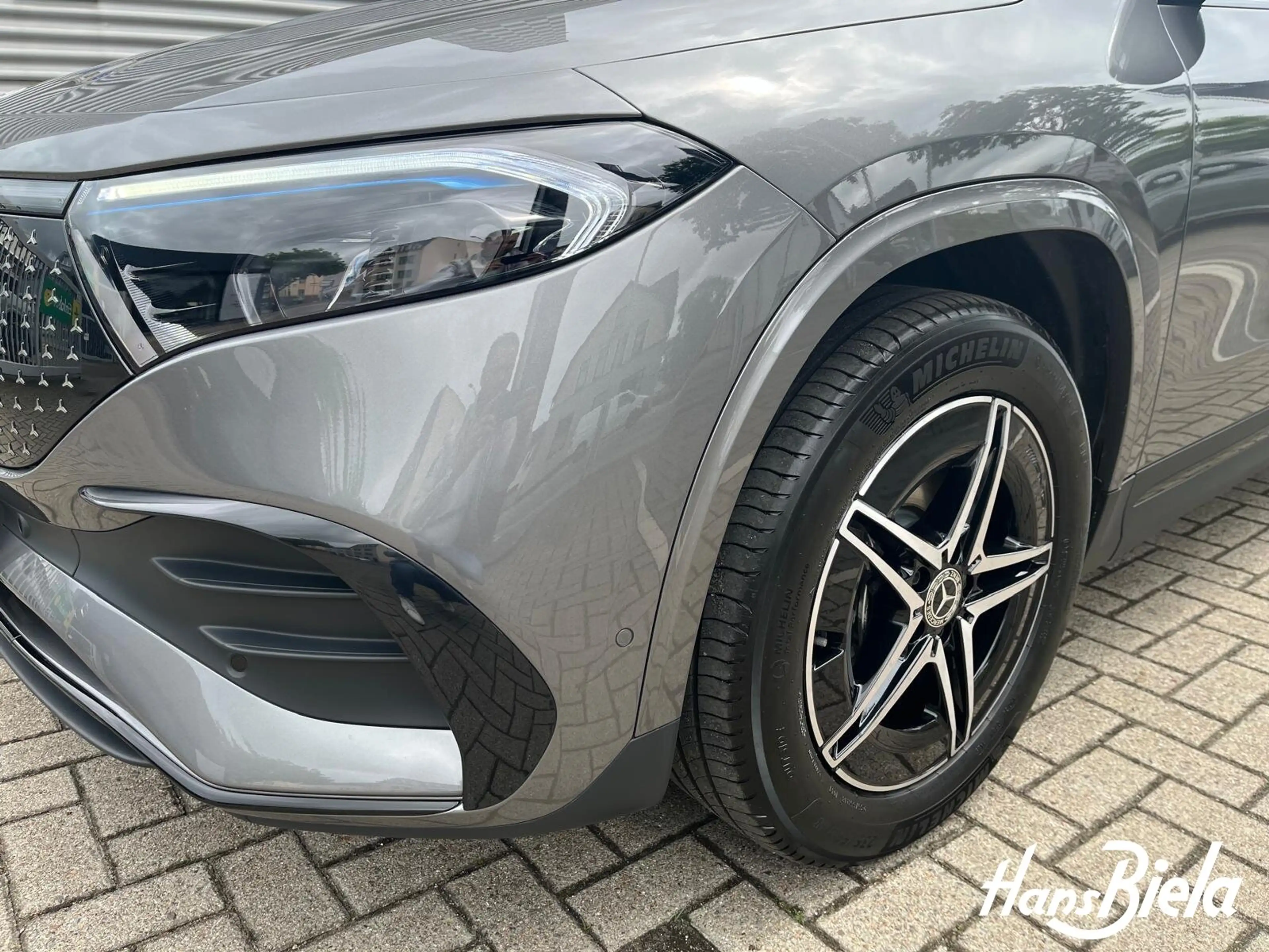 Mercedes-Benz EQA 300 EQA 300 4M AMG/Adv.+/Night/Sound/LED/360°/AHK/TW — photo 3