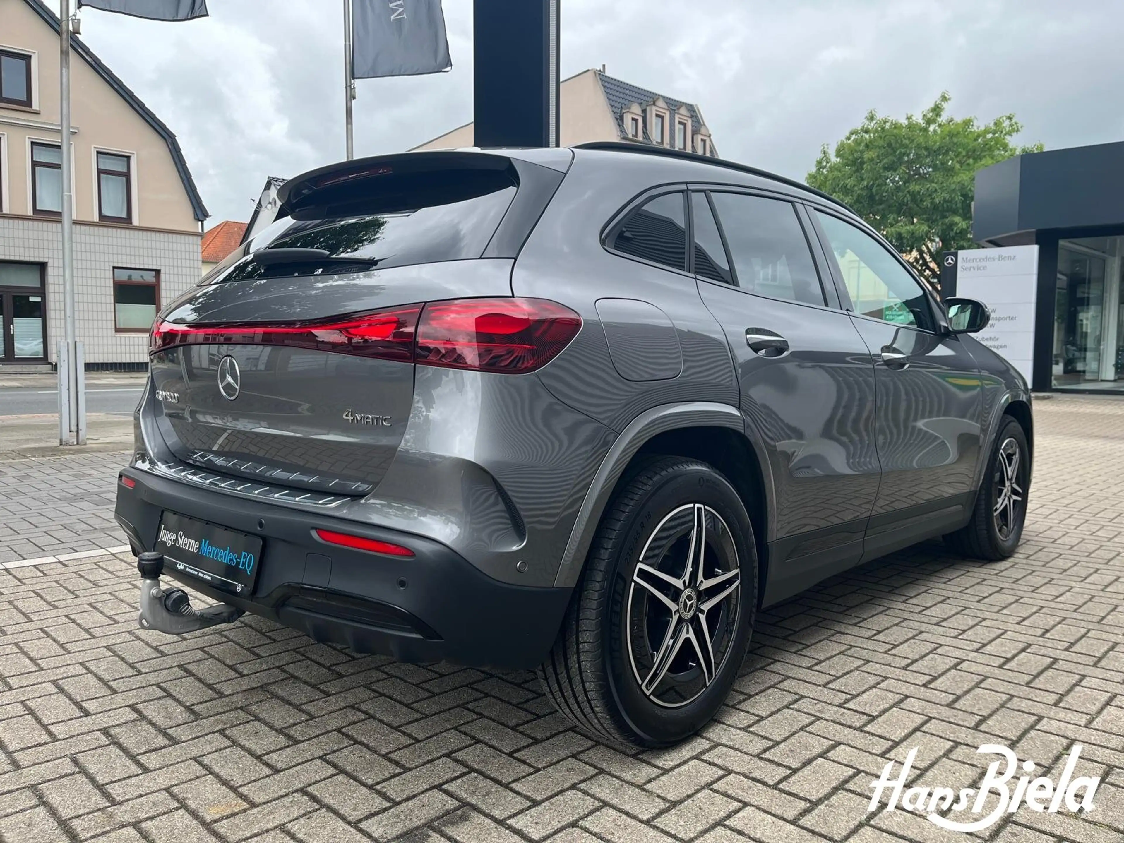 Mercedes-Benz EQA 300 EQA 300 4M AMG/Adv.+/Night/Sound/LED/360°/AHK/TW — photo 5