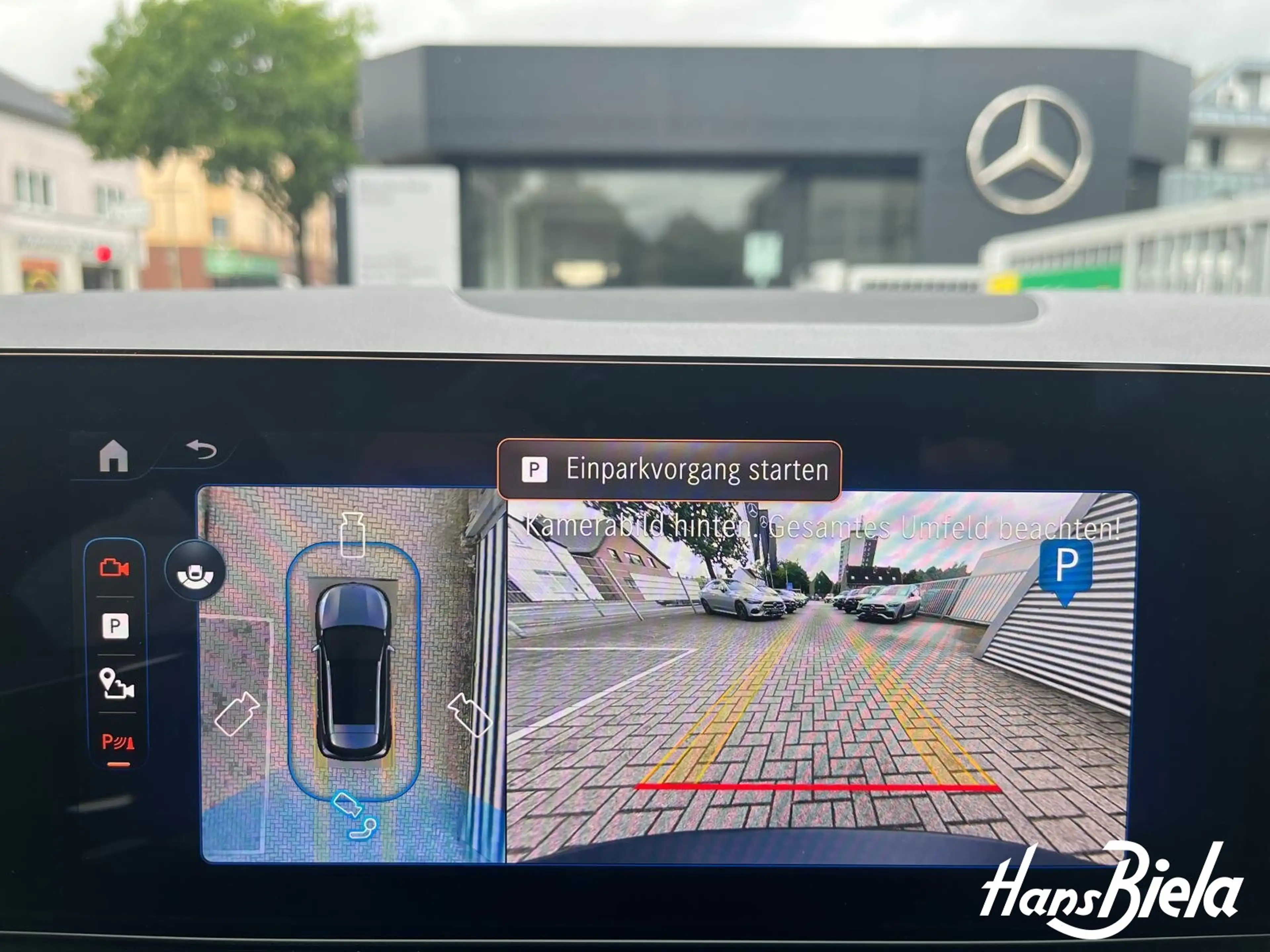 Mercedes-Benz EQA 300 EQA 300 4M AMG/Adv.+/Night/Sound/LED/360°/AHK/TW — photo 12