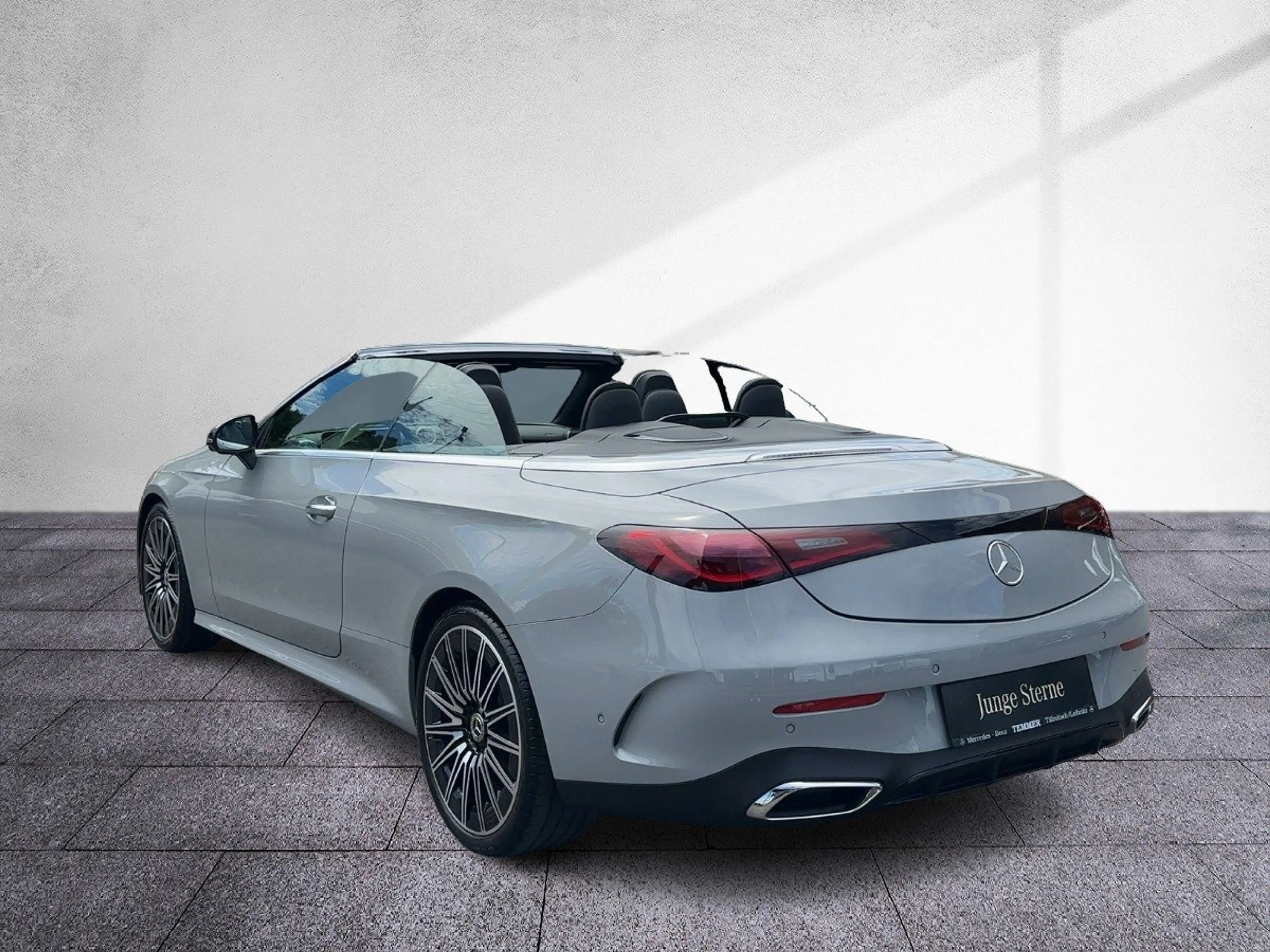 Mercedes-Benz CLE 200 Cabriolet Prem Night 360° PTS DigiLight — photo 4