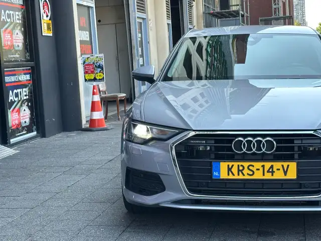Audi A6 view 10