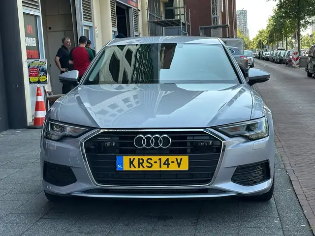 Audi A6 view 8