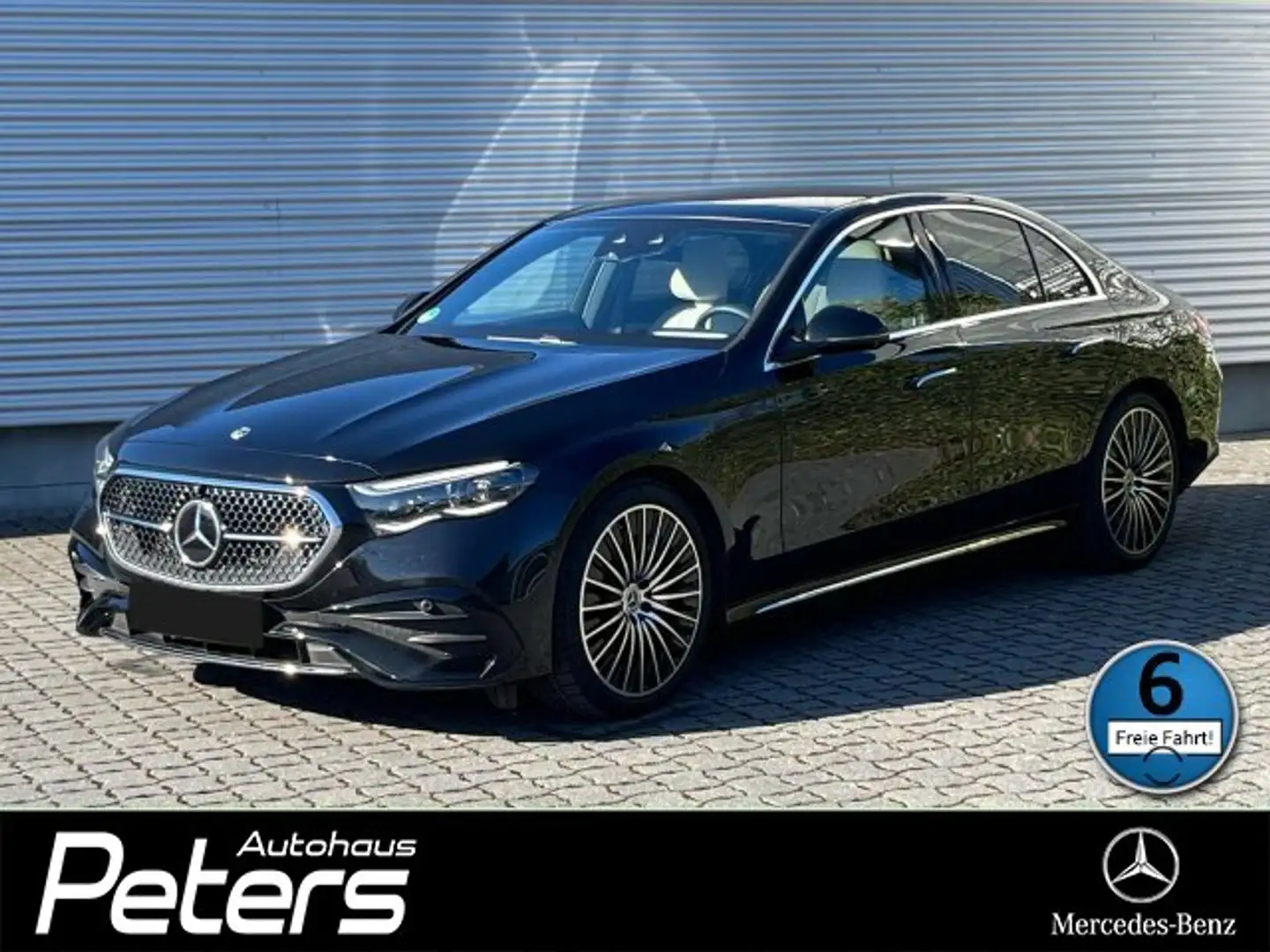 Mercedes-Benz E 220 E 220 d AMG Limo Sitzkli/Digi 360/Distr/AHK/Pano Zwart - 1