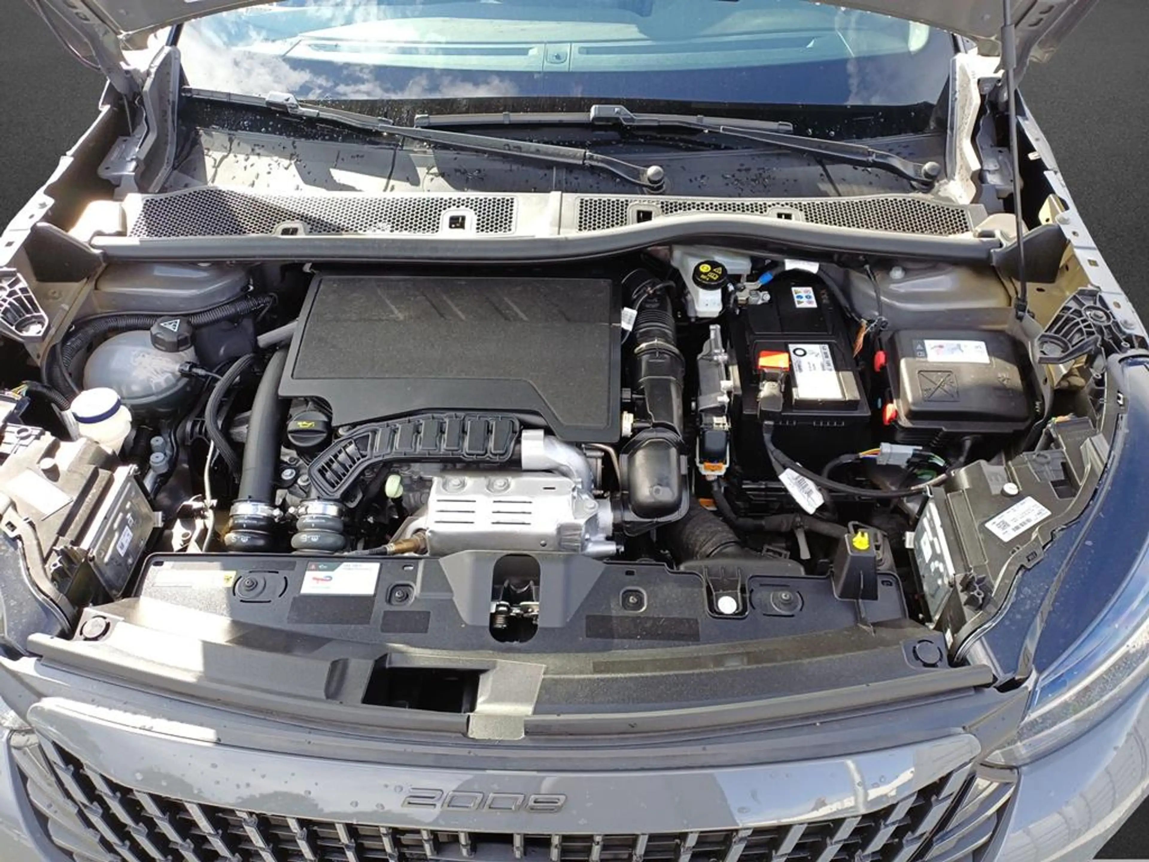 Peugeot 2008 GT — photo 5