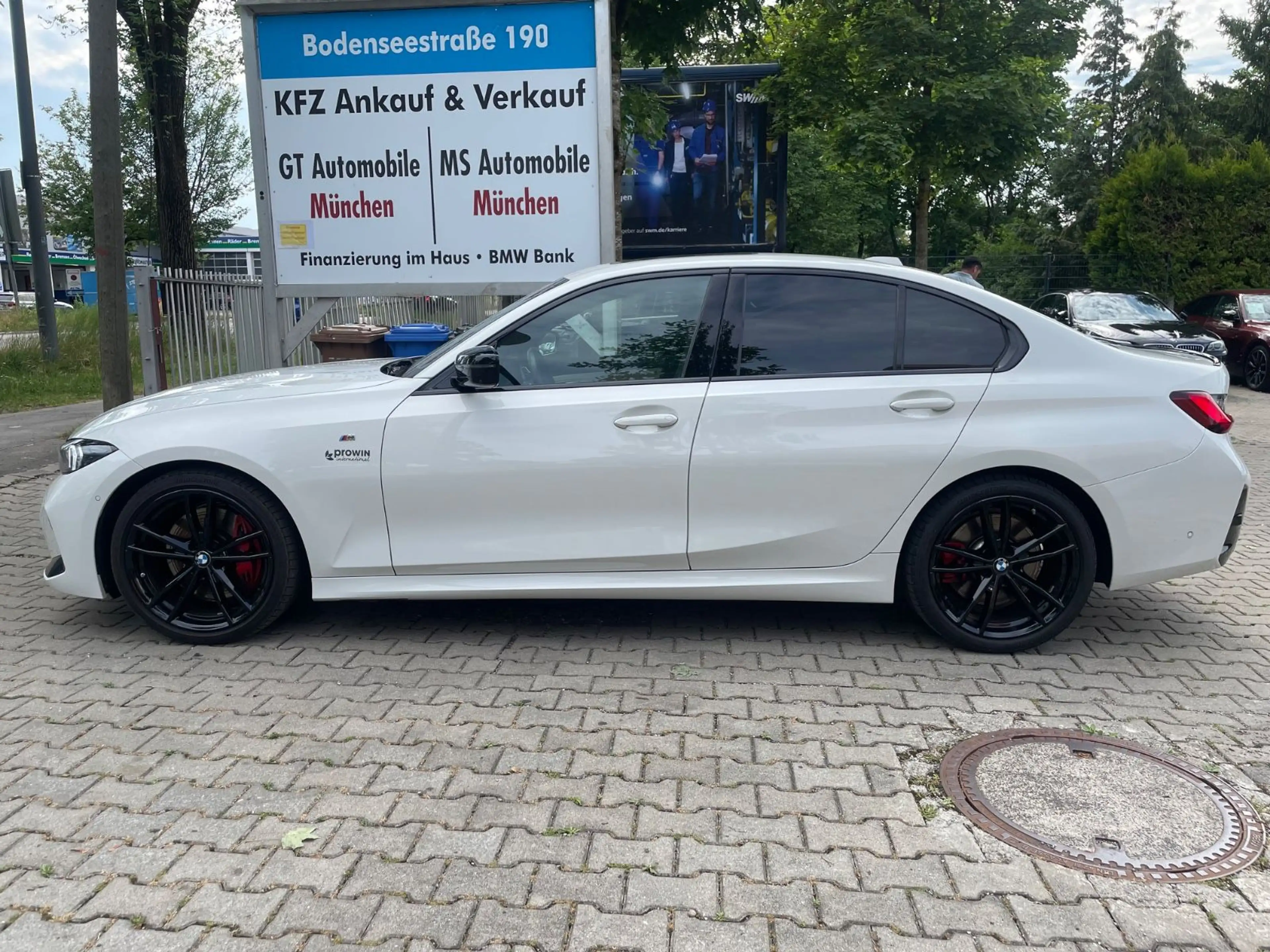 BMW 330 i xDri*MSport* Sit-Memory*Glass-Dach*Comfort — photo 2