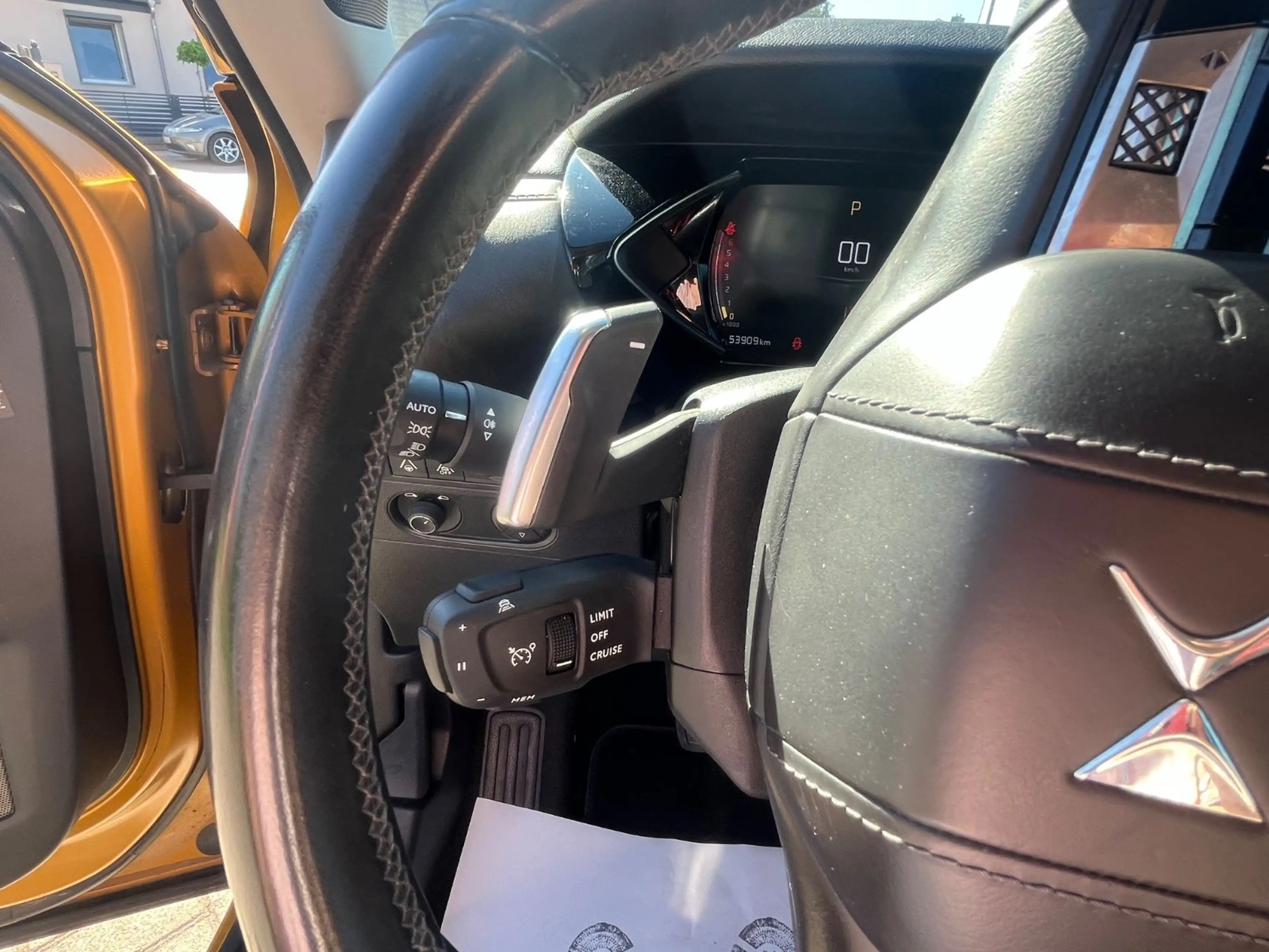 DS Automobiles DS 3 Crossback PureTech 1.2 Opera*Automatik* — photo 31