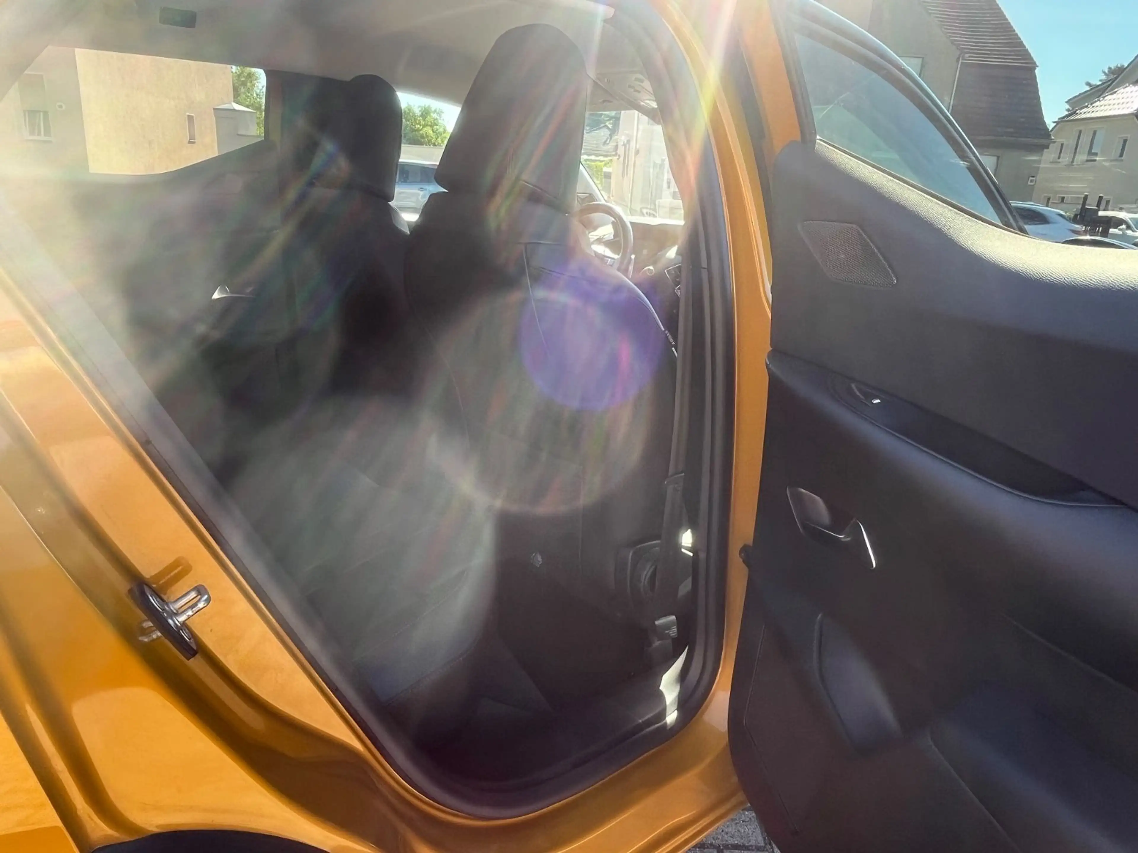 DS Automobiles DS 3 Crossback PureTech 1.2 Opera*Automatik* — photo 21