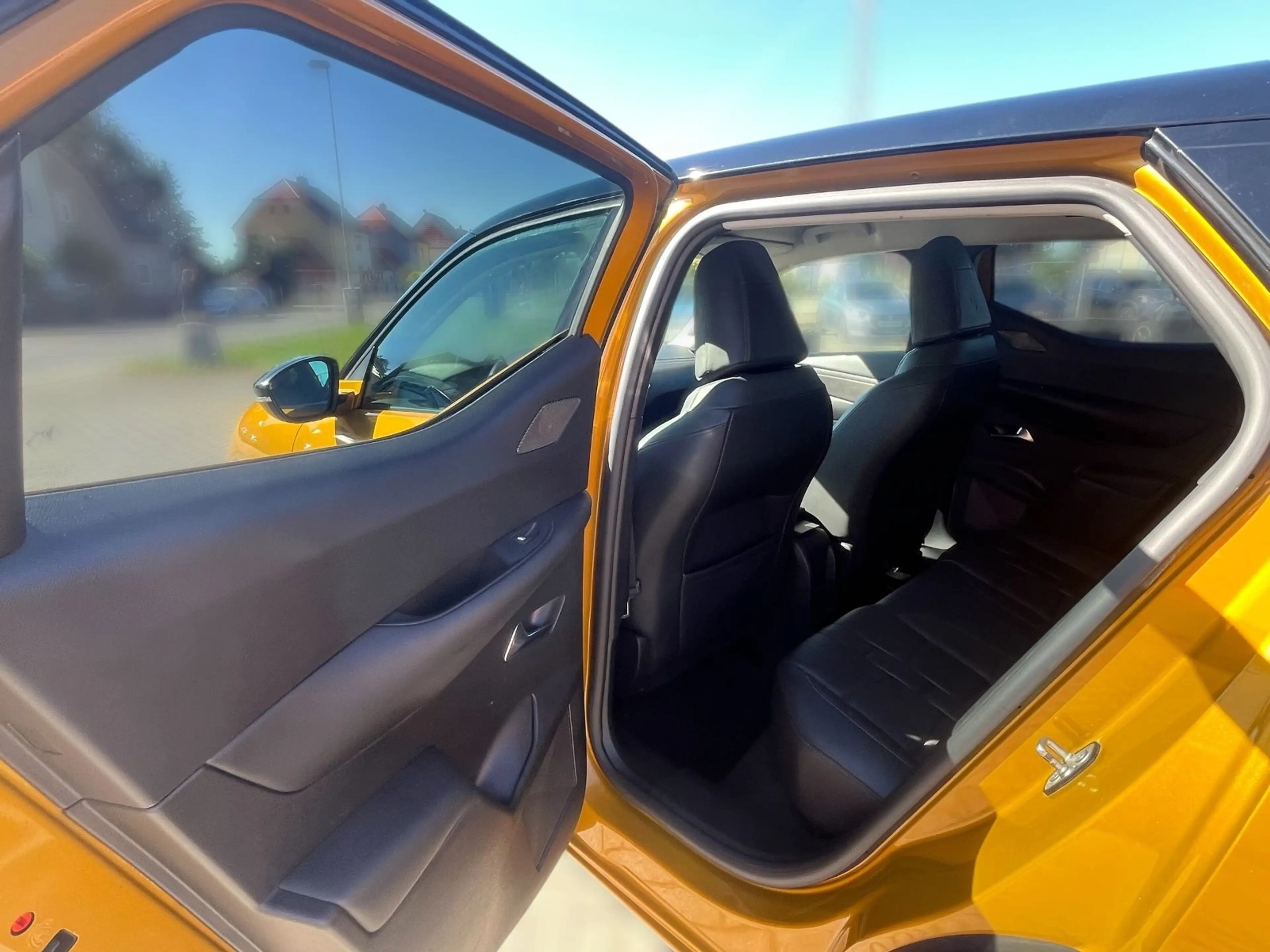 DS Automobiles DS 3 Crossback PureTech 1.2 Opera*Automatik* — photo 16