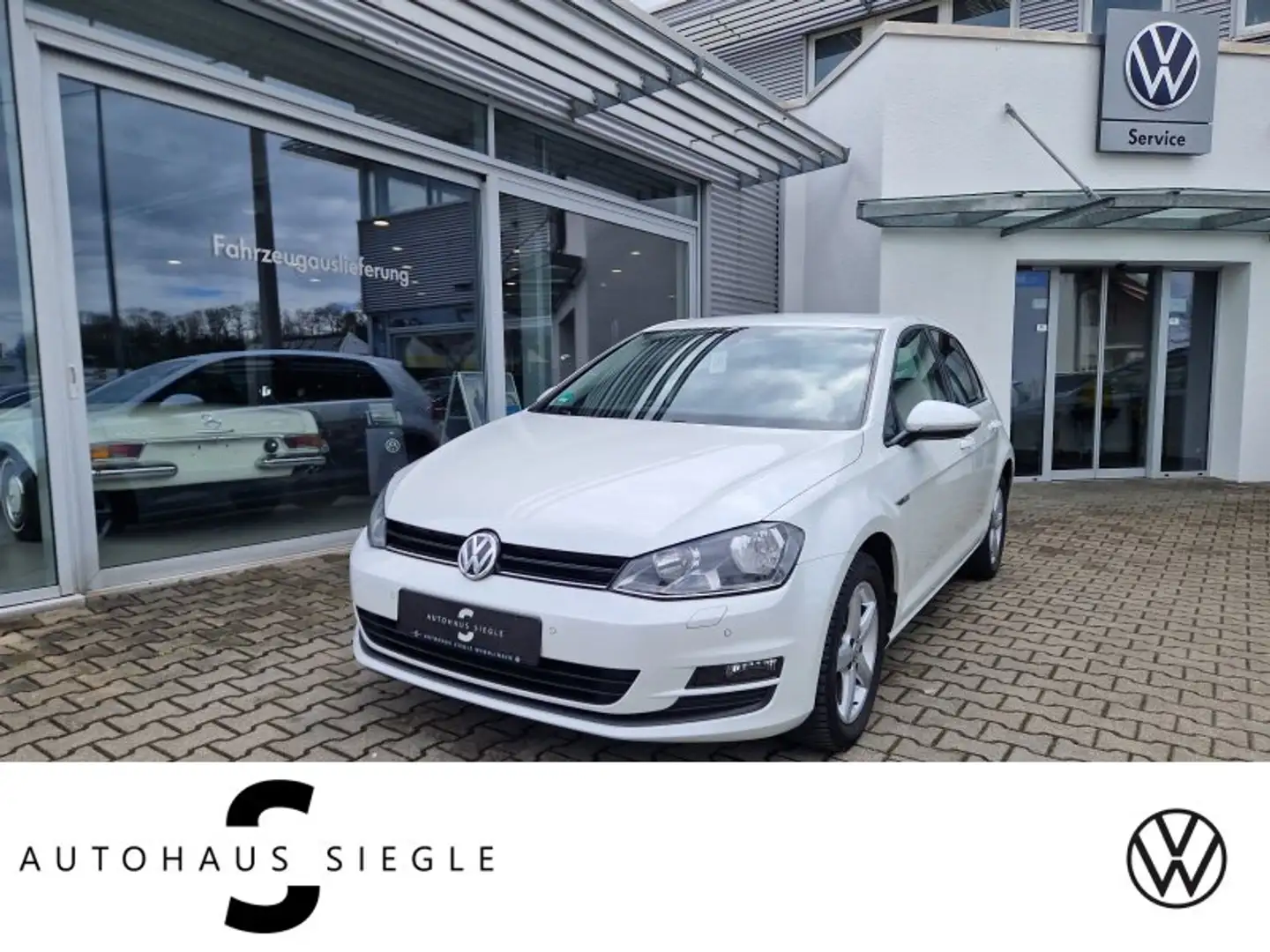 Volkswagen Golf VII 1.2 TSI Navi Parktronic Sitzheizung ALU Weiß - 1
