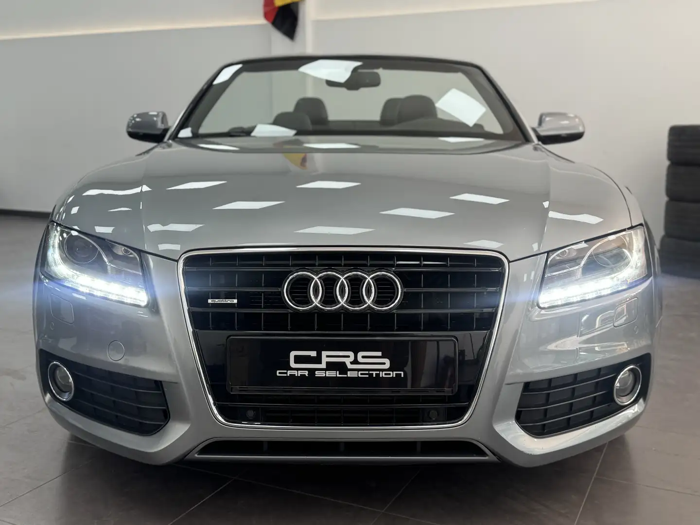 Audi A5 Cabrio 3.0TDI quattro S-Tronic Gris - 2