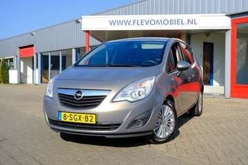 1.4 Turbo Cosmo Aut. Clima|Cruise|LMV|Trekhaak