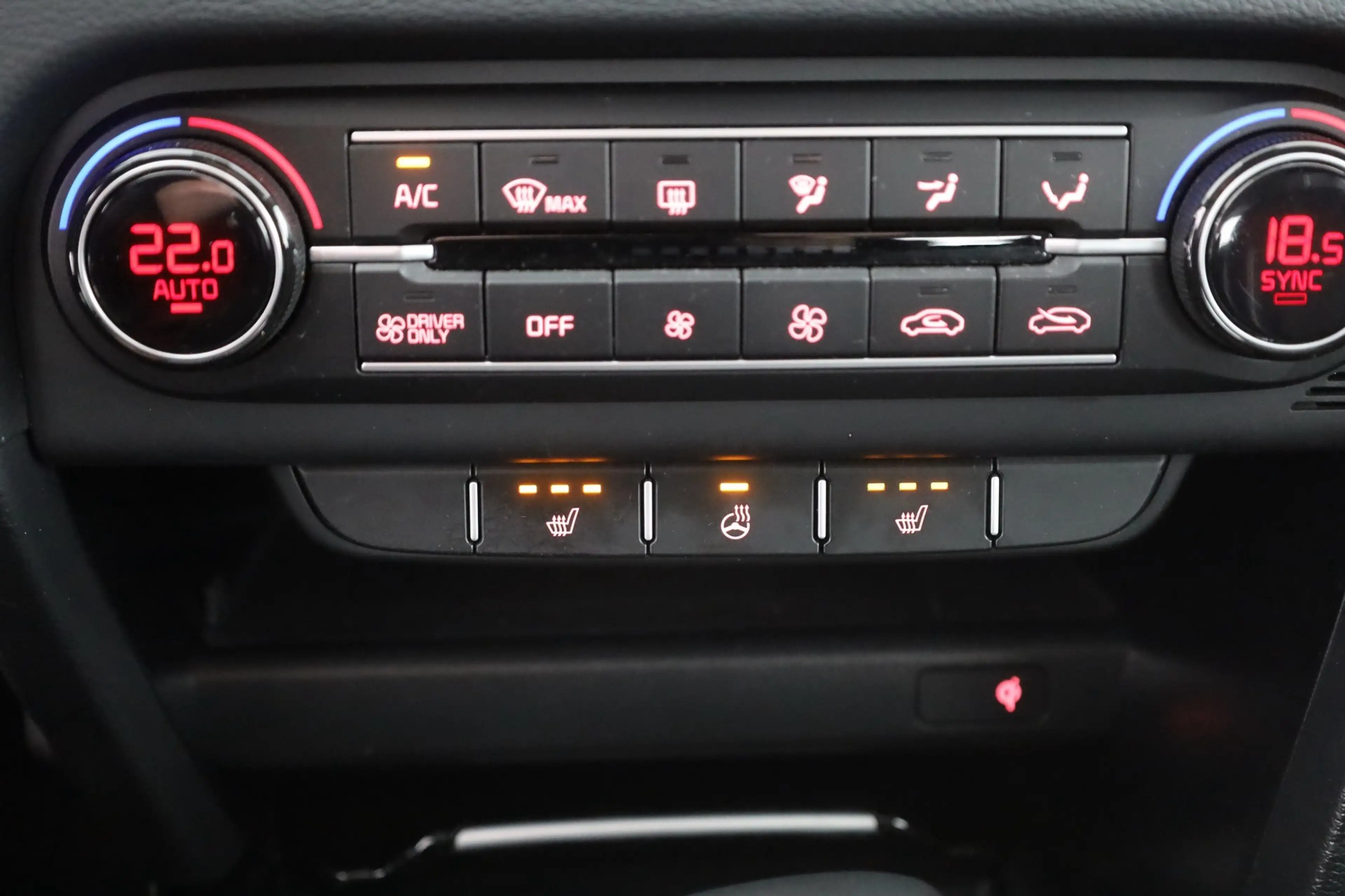 Kia Ceed SW / cee'd SW Ceed SW 1.6 PHEV Spirit LED Navi Kamera ACC DAB — photo 13