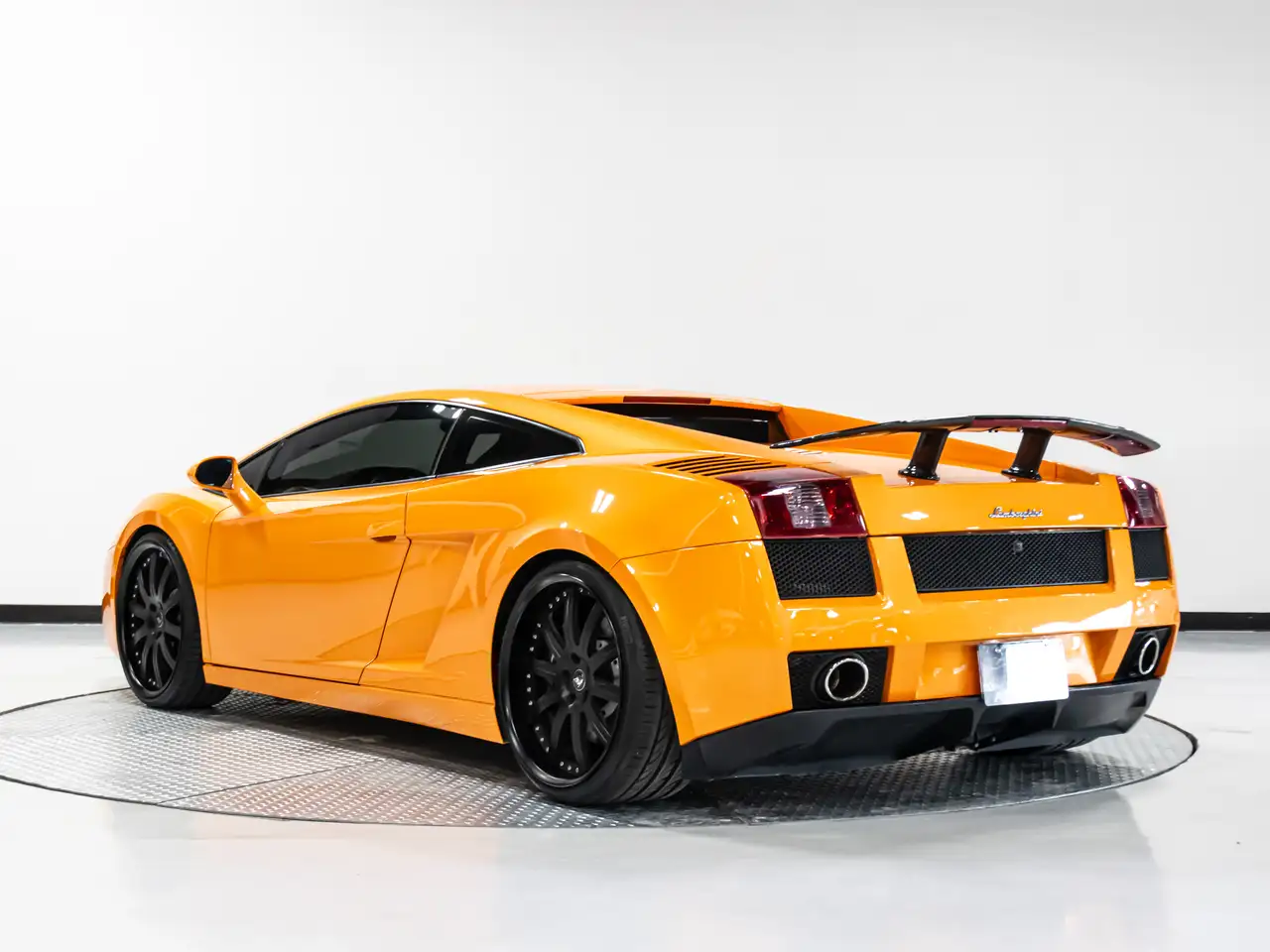 Lamborghini Gallardo снимка Lamborghini Gallardo