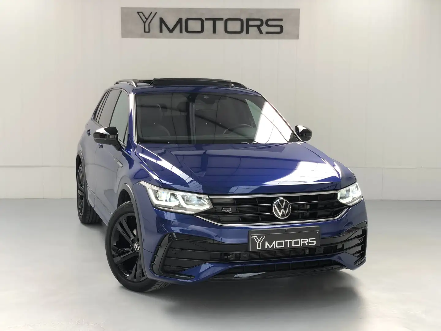 Volkswagen Tiguan 1.5 TSI R-LINE BLACK STYLE DSG TOIT PANO GARANTIE Blauw - 1
