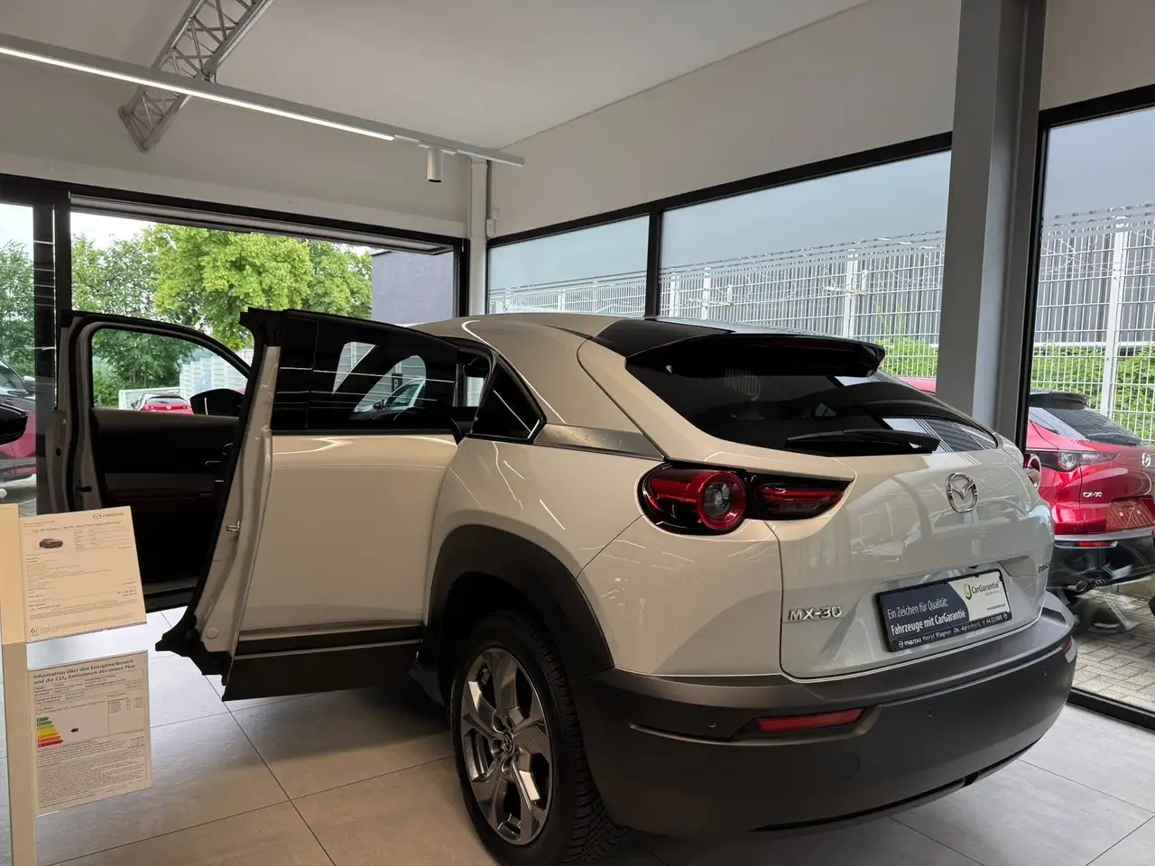 Mazda MX-30 e-SKYACTIV 145 PS *Premium*Comfort-Paket*, миниатюра 11