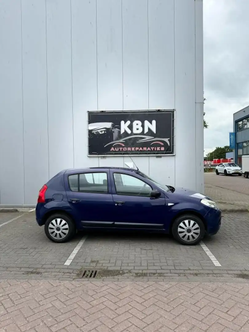 Dacia Sandero 1.2 Ambiance Azul - 2