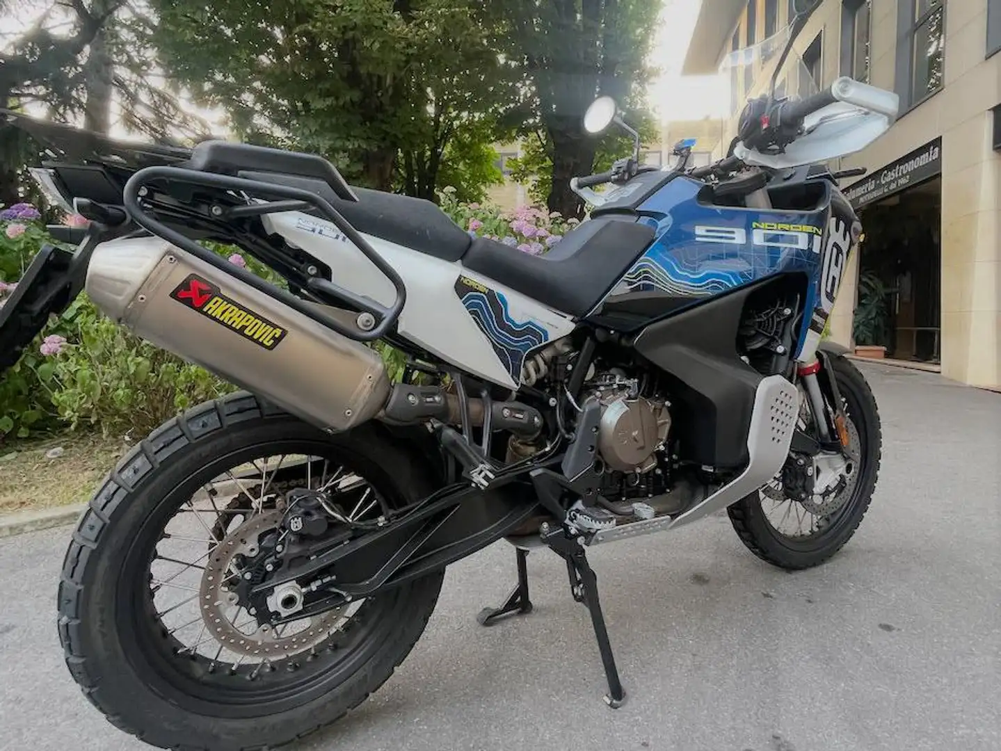Husqvarna Norden 901 Expedition Blu/Azzurro - 1