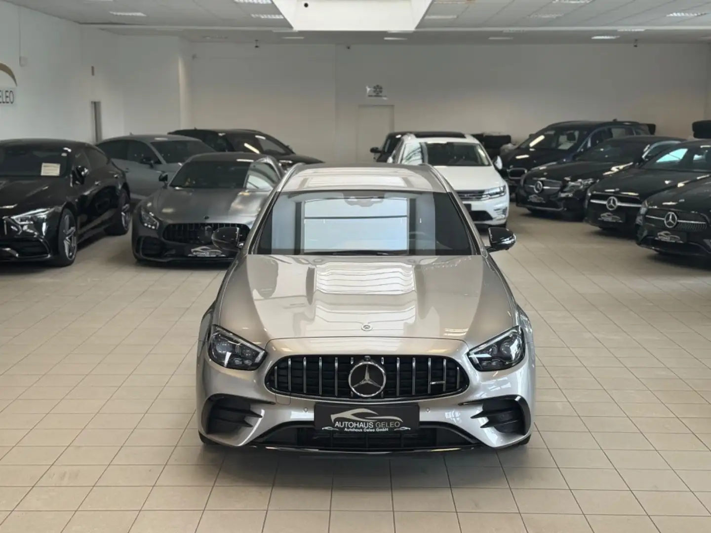 Mercedes-Benz E 53 AMG T-Mod. /4Matic+/HUD/BURMESTER/360° Kam. Argento - 2
