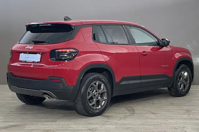 Jeep Avenger view 6