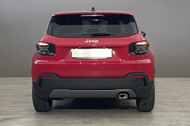 Jeep Avenger view 5