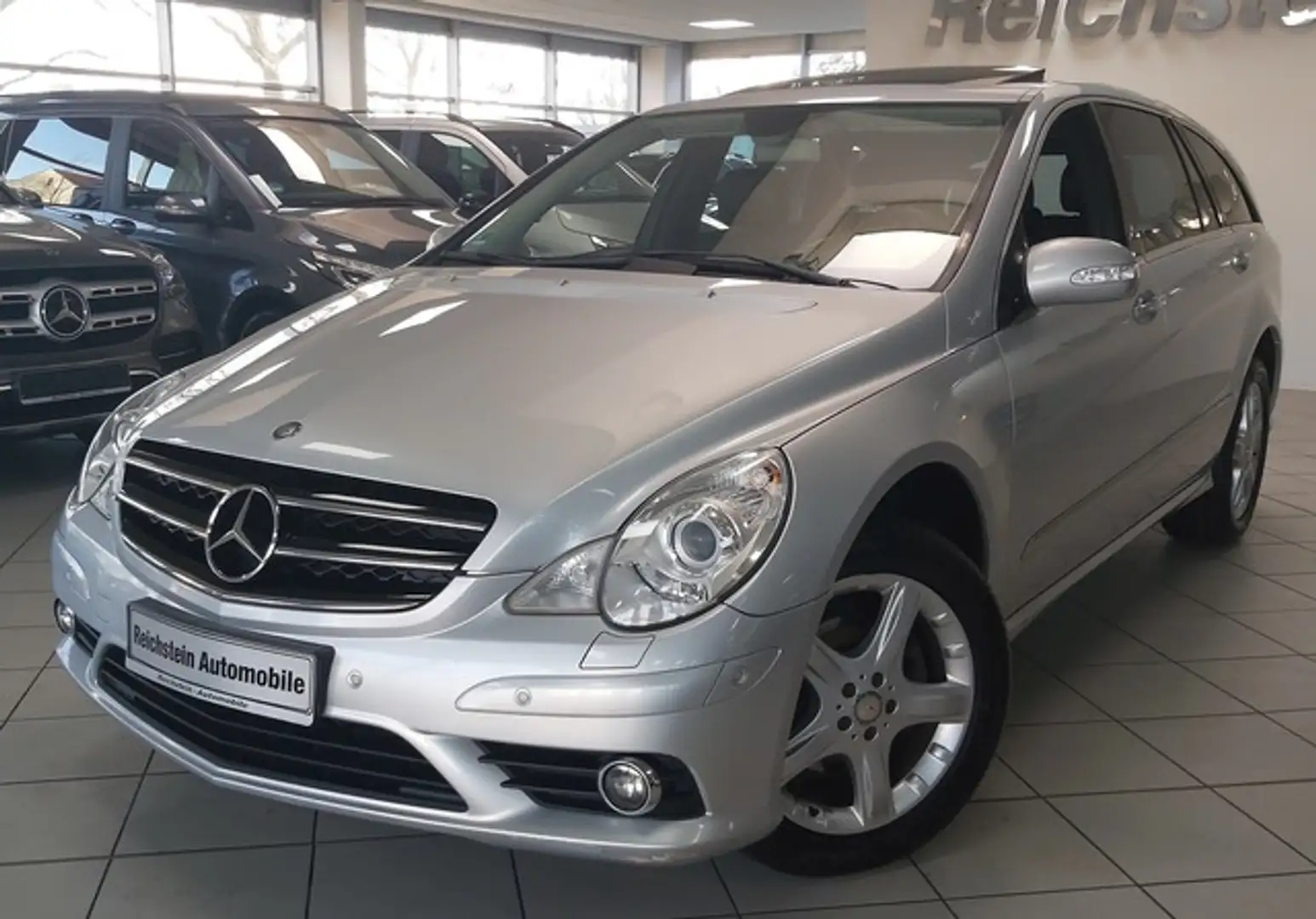 Mercedes-Benz R 350 L 4M AMG-STY 7 SITZE AIRM AHK BI-XENON Stříbrná - 1
