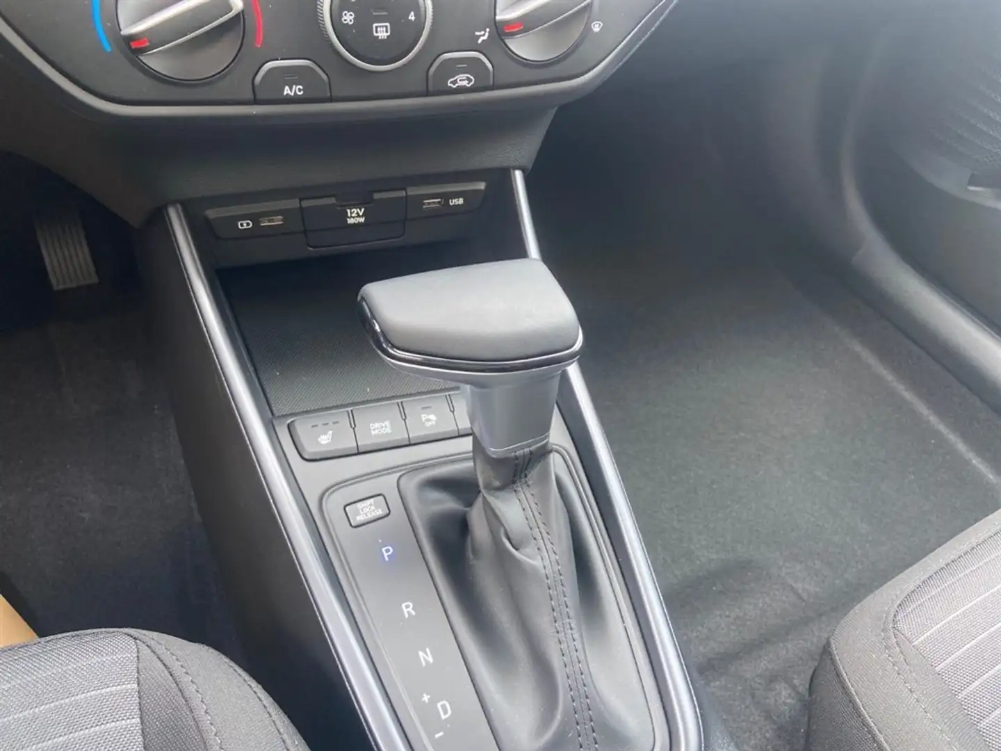 Hyundai i20 (BC3) i-Line Plus 1,0 T-GDi DCT b1bp2a Weiß - 2