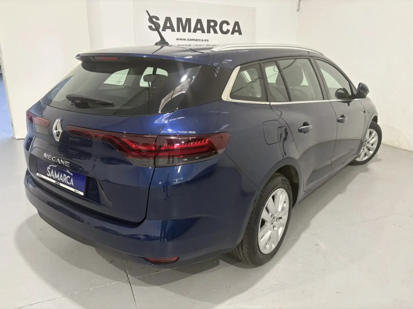 Renault Megane S.T. 1.5dCi Blue Zen EDC 85kW Azul - 2