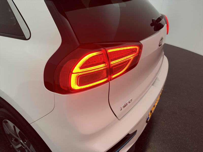 Kia e-Niro 64kWh 204pk Aut DynamicPlusLine — photo 27