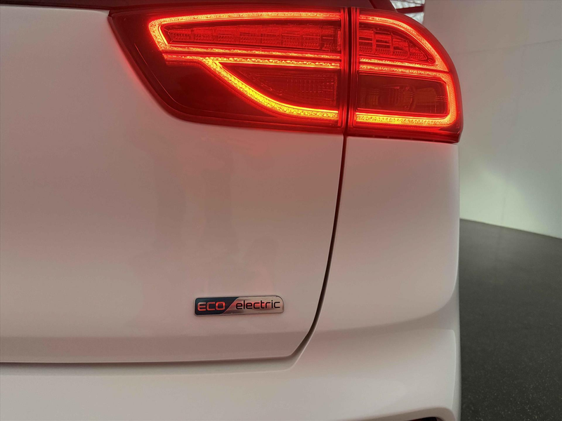 Kia e-Niro 64kWh 204pk Aut DynamicPlusLine — photo 28