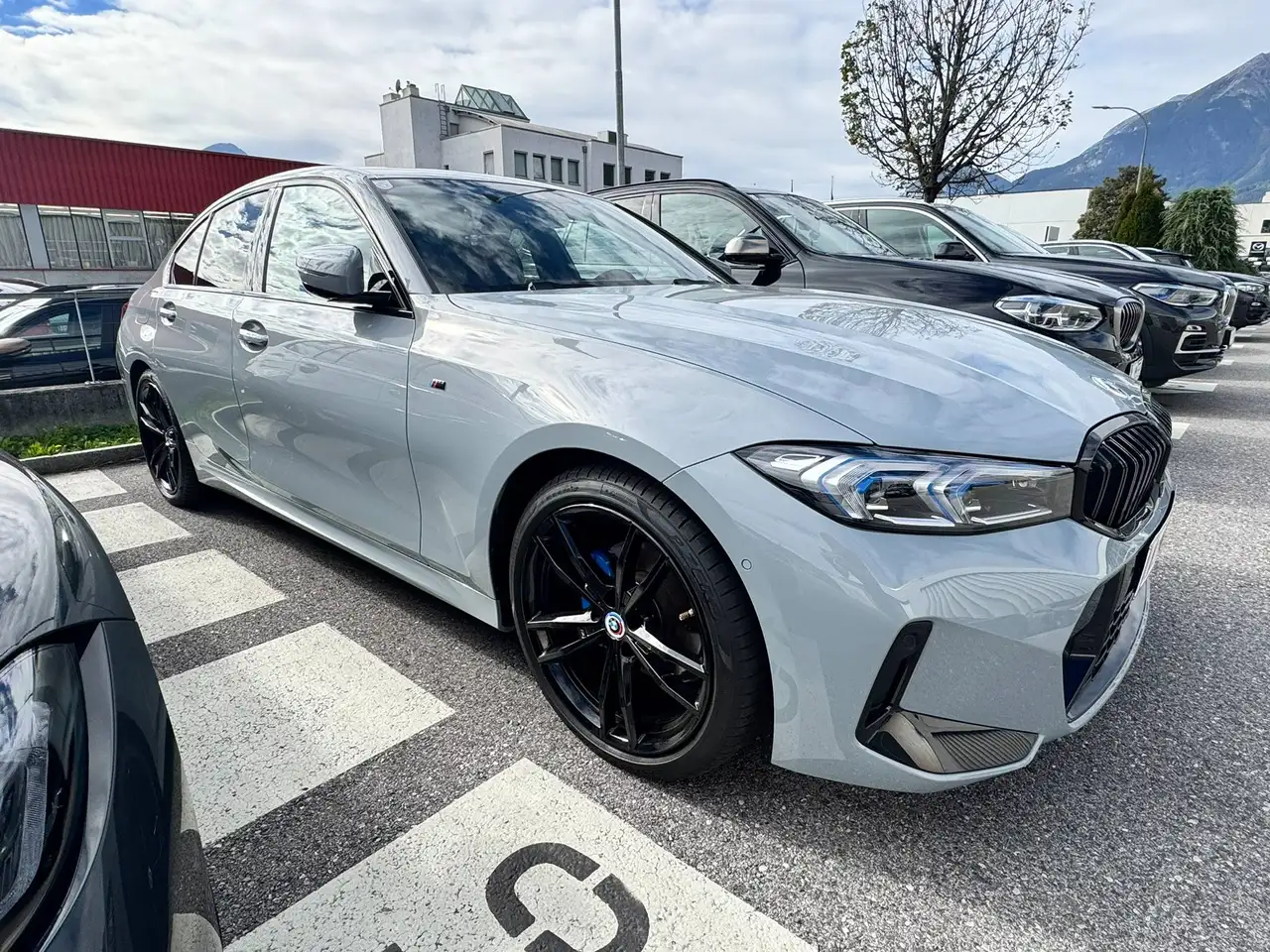 BMW 320