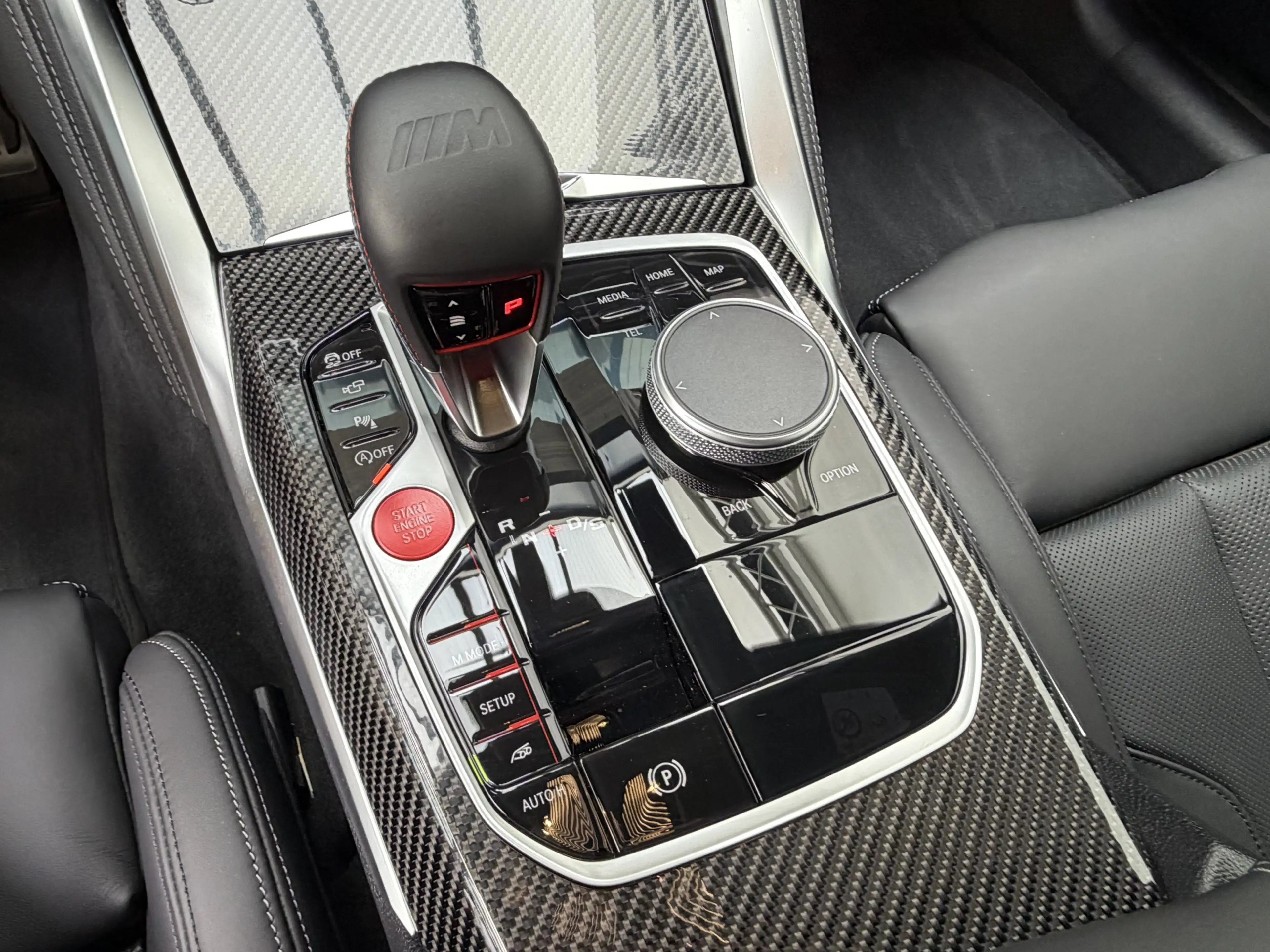 BMW M4 xDrive Competition Sitzlüft ACC 360° Carbon — photo 11