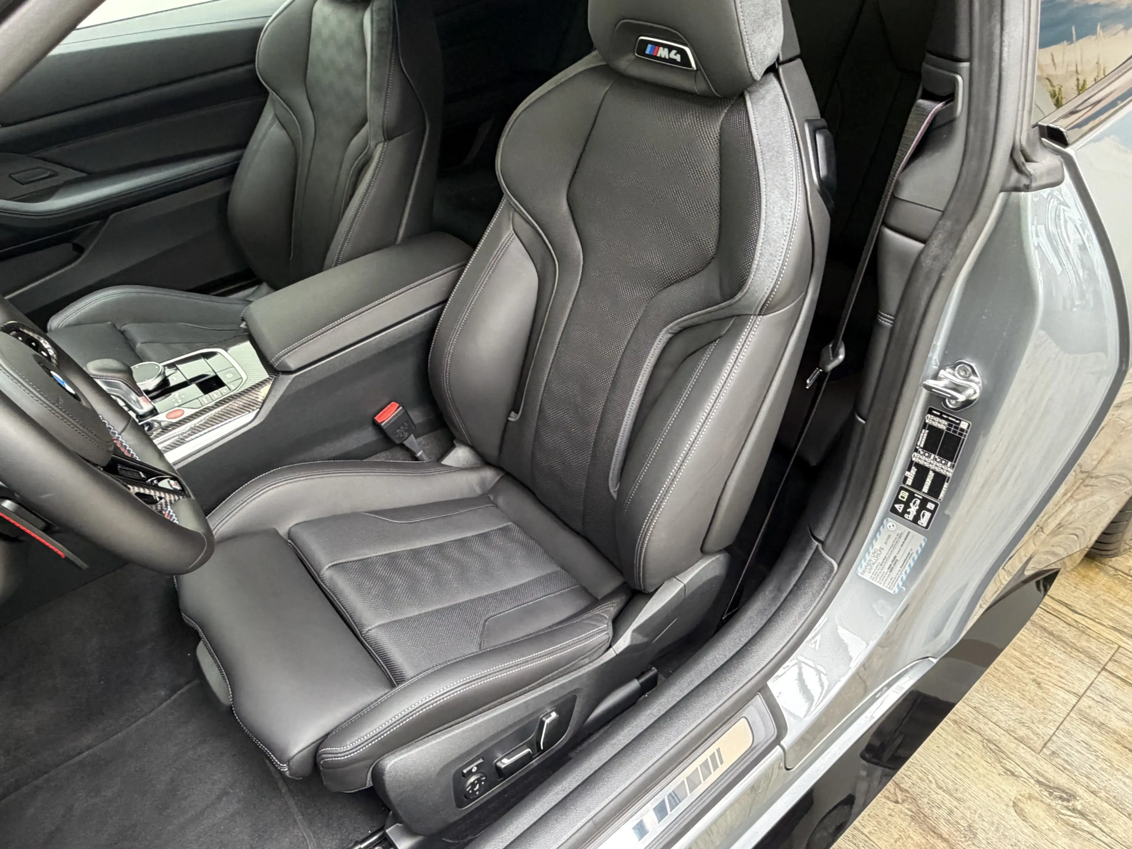 BMW M4 xDrive Competition Sitzlüft ACC 360° Carbon — photo 14