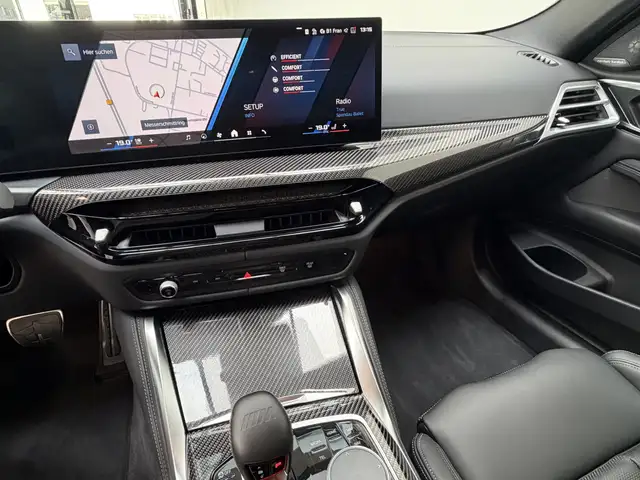 BMW M4 view 9